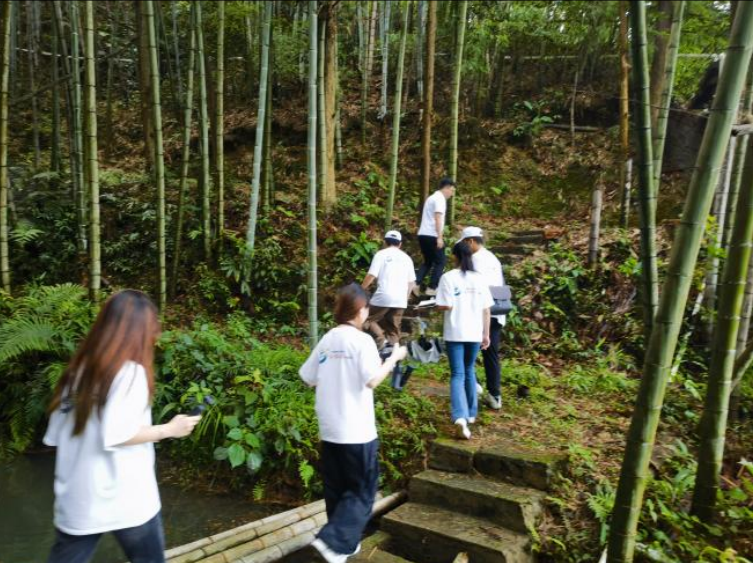 球盟会：高校学子走进阳山村社开展深入调研 数智赋能助力百千万工程(图2)